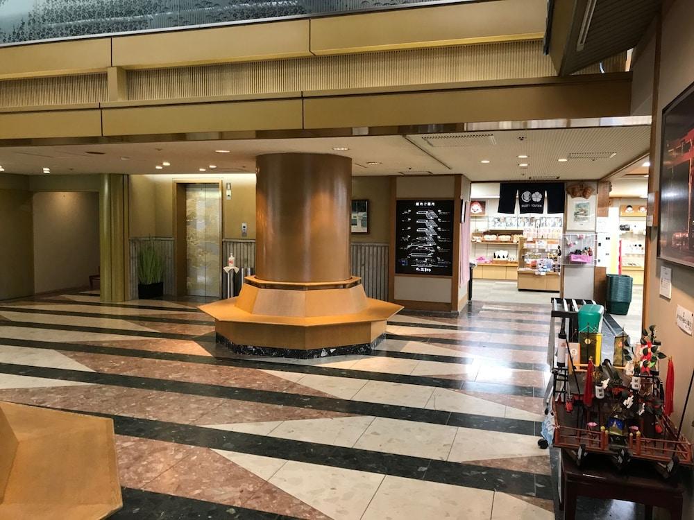 Miyajima Hotel Makoto Хатсукаичи Екстериор снимка