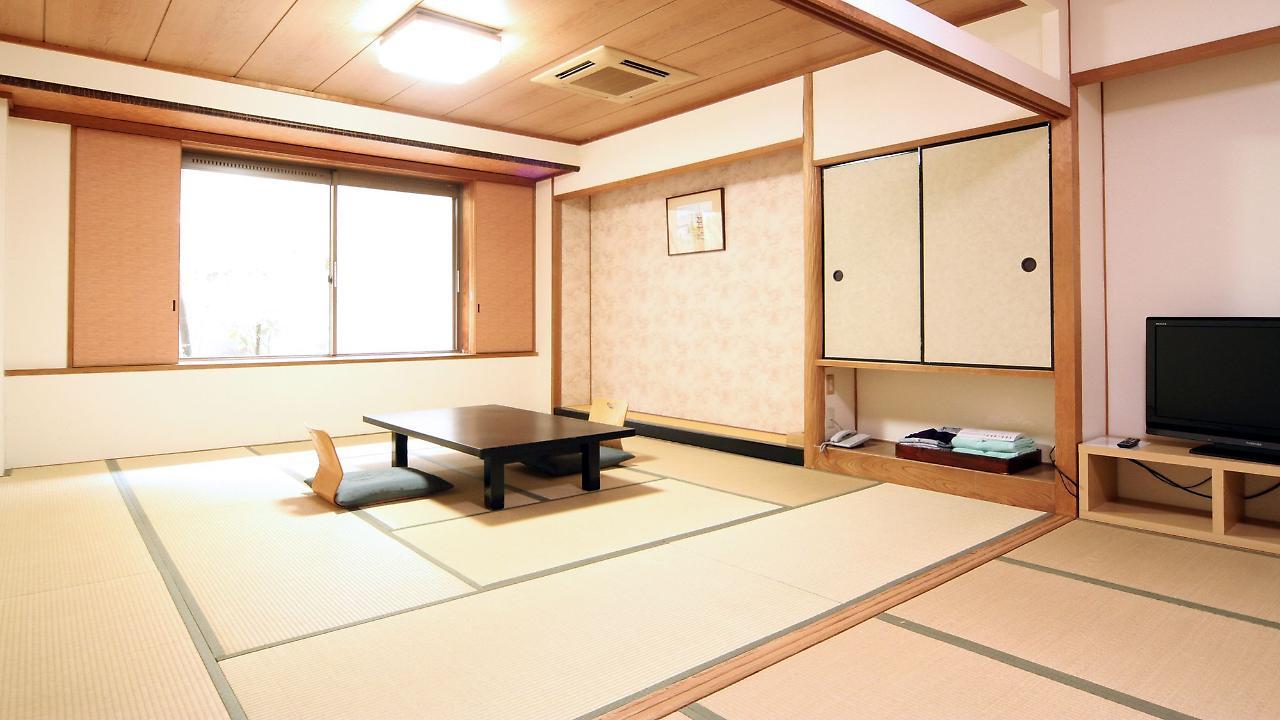 Miyajima Hotel Makoto Хатсукаичи Екстериор снимка