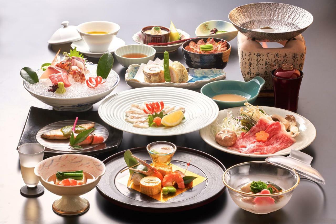Miyajima Hotel Makoto Хатсукаичи Екстериор снимка