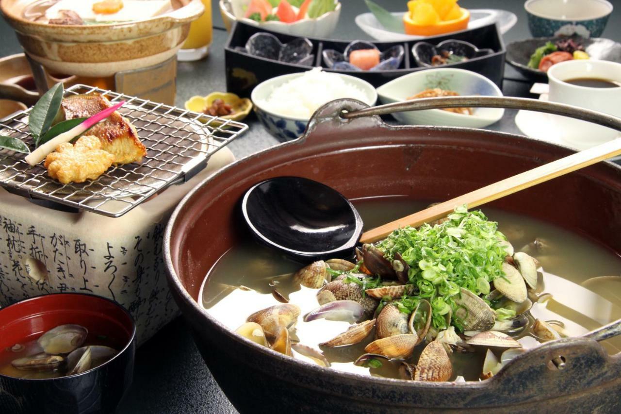 Miyajima Hotel Makoto Хатсукаичи Екстериор снимка